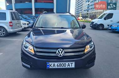 Внедорожник / Кроссовер Volkswagen Tiguan 2015 в Киеве