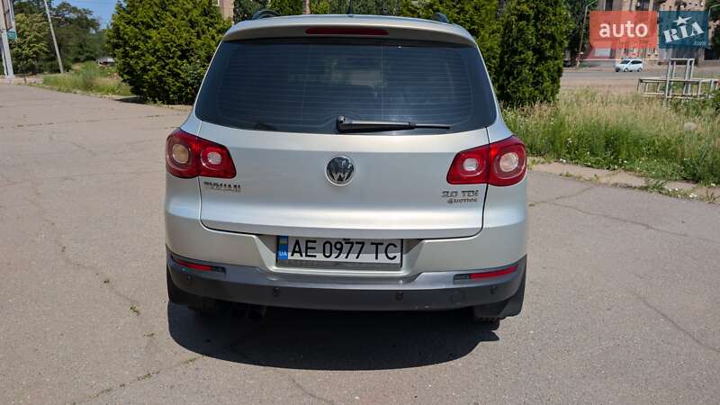 Внедорожник / Кроссовер Volkswagen Tiguan 2010 в Кривом Роге