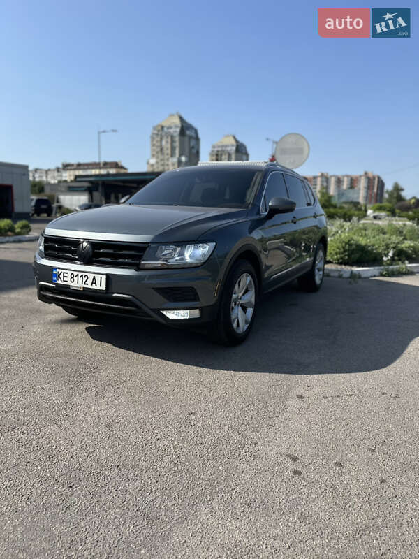 Позашляховик / Кросовер Volkswagen Tiguan 2018 в Дніпрі