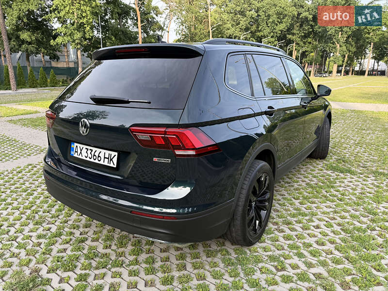 Внедорожник / Кроссовер Volkswagen Tiguan 2019 в Харькове
