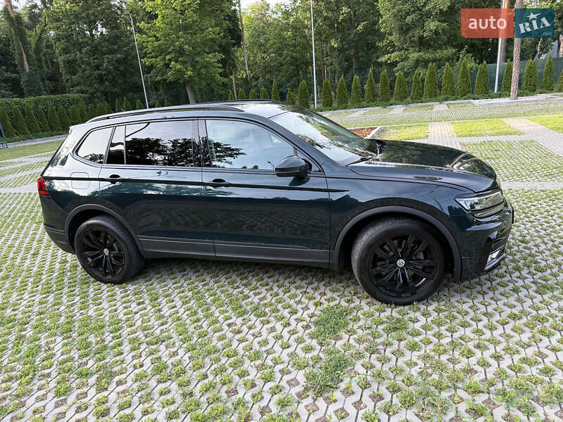 Внедорожник / Кроссовер Volkswagen Tiguan 2019 в Харькове