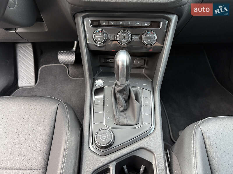 Внедорожник / Кроссовер Volkswagen Tiguan 2019 в Харькове