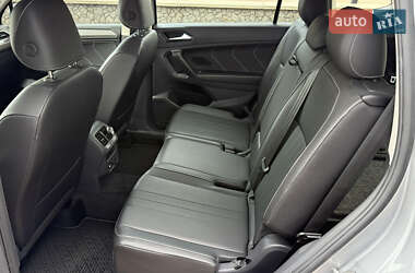 Позашляховик / Кросовер Volkswagen Tiguan 2023 в 