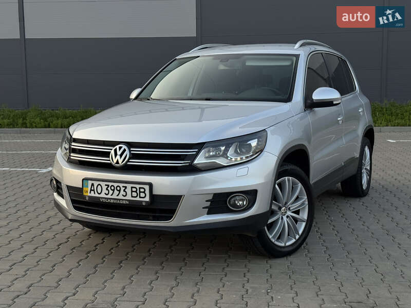 Позашляховик / Кросовер Volkswagen Tiguan 2012 в Івано-Франківську