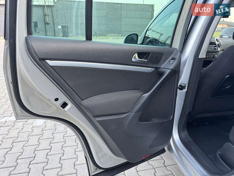 Позашляховик / Кросовер Volkswagen Tiguan 2012 в Івано-Франківську
