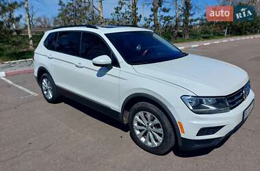 Внедорожник / Кроссовер Volkswagen Tiguan 2018 в Николаеве