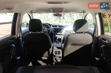 Позашляховик / Кросовер Volkswagen Tiguan 2017 в 
