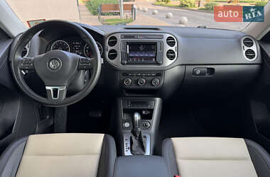 Внедорожник / Кроссовер Volkswagen Tiguan 2016 в 