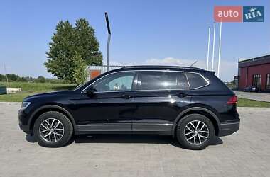 Внедорожник / Кроссовер Volkswagen Tiguan 2019 в 