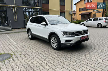 Внедорожник / Кроссовер Volkswagen Tiguan 2018 в Луцке