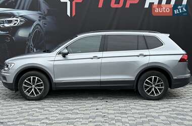 Внедорожник / Кроссовер Volkswagen Tiguan 2020 в 