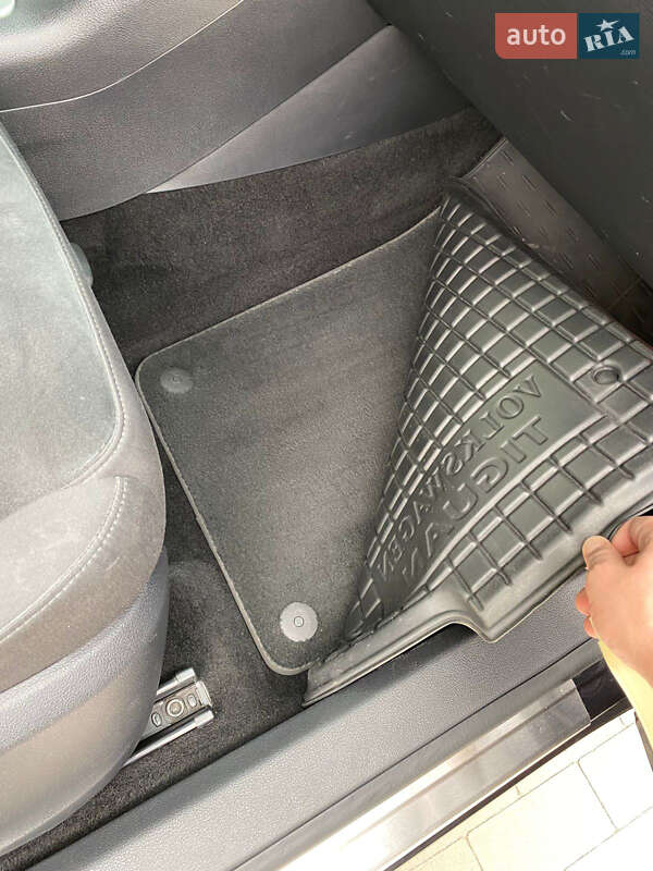 Внедорожник / Кроссовер Volkswagen Tiguan 2014 в Сумах