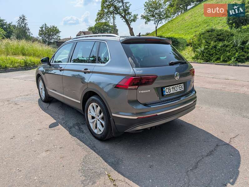 Внедорожник / Кроссовер Volkswagen Tiguan 2017 в Чернигове