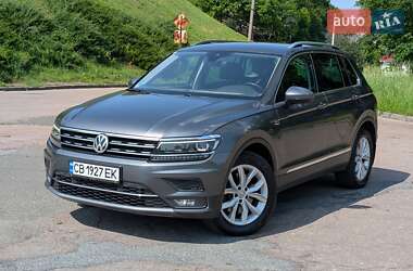 Внедорожник / Кроссовер Volkswagen Tiguan 2017 в Чернигове