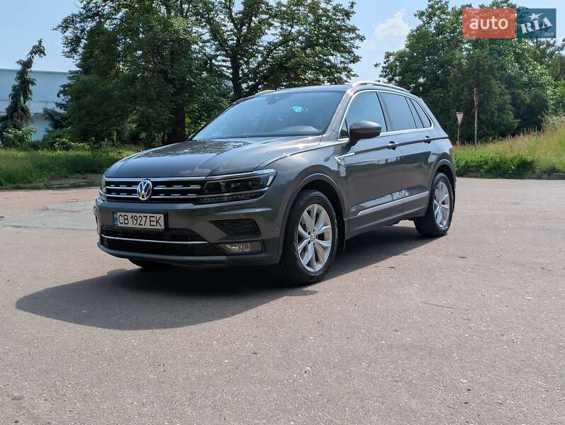 Внедорожник / Кроссовер Volkswagen Tiguan 2017 в Чернигове