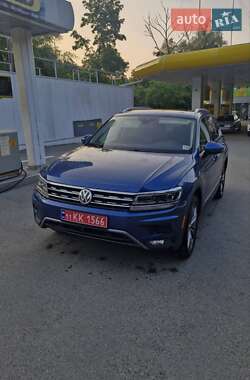 Внедорожник / Кроссовер Volkswagen Tiguan 2018 в Киеве