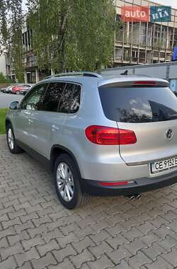 Внедорожник / Кроссовер Volkswagen Tiguan 2014 в 