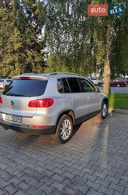 Внедорожник / Кроссовер Volkswagen Tiguan 2014 в 