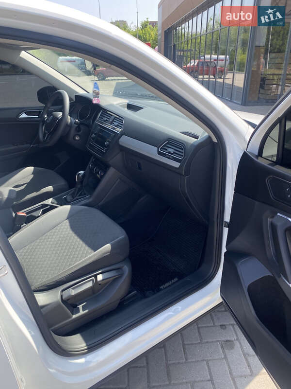 Внедорожник / Кроссовер Volkswagen Tiguan 2018 в Днепре