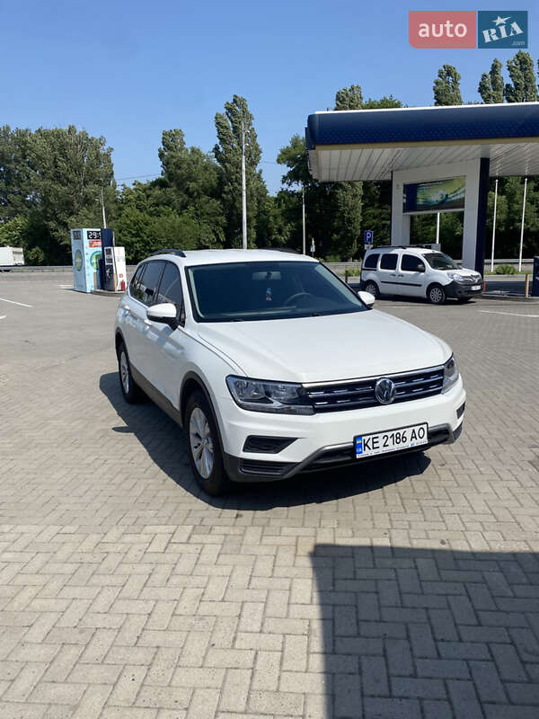Внедорожник / Кроссовер Volkswagen Tiguan 2018 в Днепре