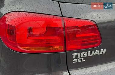 Внедорожник / Кроссовер Volkswagen Tiguan 2016 в 