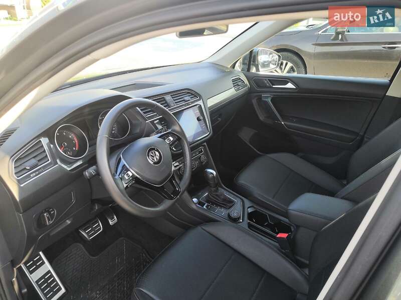 Позашляховик / Кросовер Volkswagen Tiguan 2020 в Львові фото 16 Позашляховик / Кросовер Volkswagen Tiguan 2020 в Львові