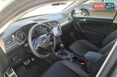 Внедорожник / Кроссовер Volkswagen Tiguan 2020 в 