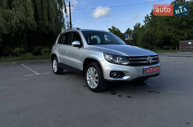 Внедорожник / Кроссовер Volkswagen Tiguan 2016 в Киеве