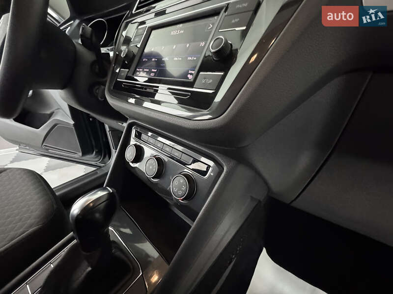 Внедорожник / Кроссовер Volkswagen Tiguan 2019 в Трускавце