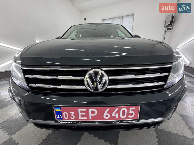 Внедорожник / Кроссовер Volkswagen Tiguan 2019 в Трускавце