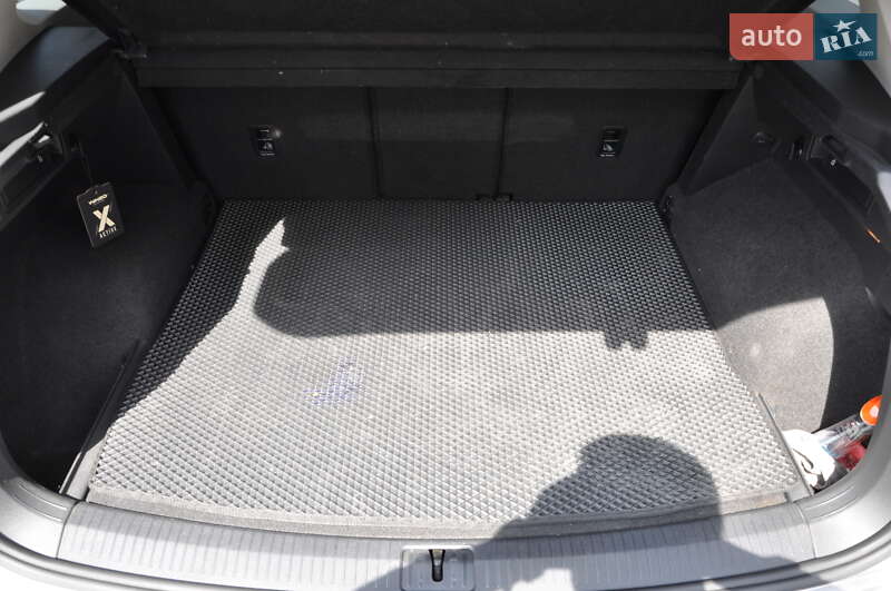 Внедорожник / Кроссовер Volkswagen Tiguan 2016 в Одессе