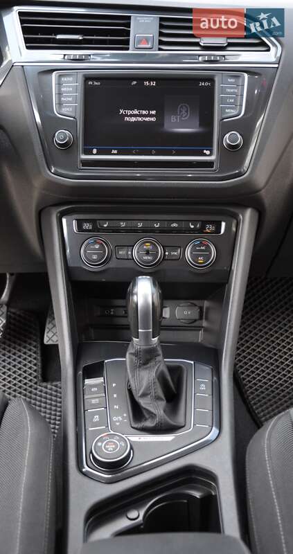 Внедорожник / Кроссовер Volkswagen Tiguan 2016 в Одессе