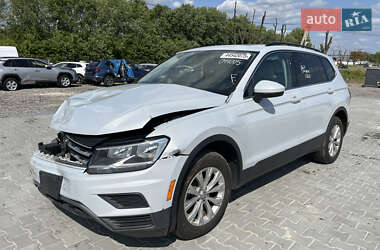 Внедорожник / Кроссовер Volkswagen Tiguan 2019 в Львове