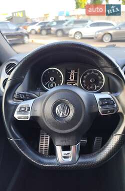 Внедорожник / Кроссовер Volkswagen Tiguan 2016 в 