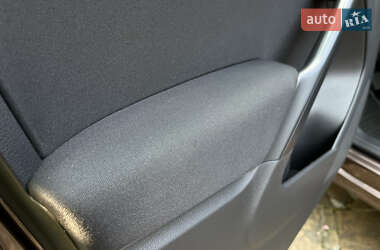 Внедорожник / Кроссовер Volkswagen Tiguan 2012 в 