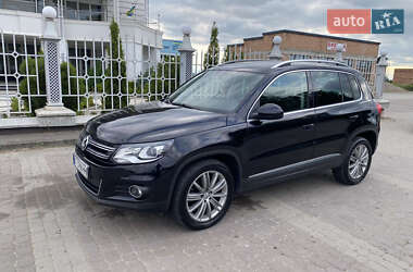 Внедорожник / Кроссовер Volkswagen Tiguan 2012 в Снятине