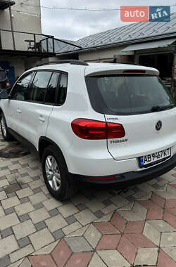 Внедорожник / Кроссовер Volkswagen Tiguan 2017 в 