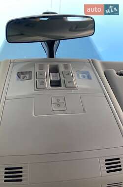 Внедорожник / Кроссовер Volkswagen Tiguan 2021 в 