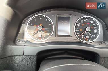 Внедорожник / Кроссовер Volkswagen Tiguan 2016 в 