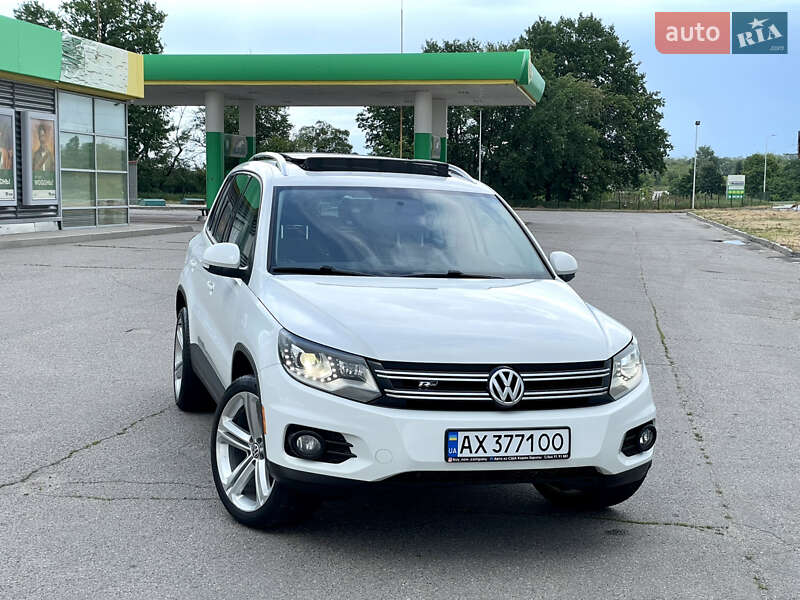 Позашляховик / Кросовер Volkswagen Tiguan 2014 в Харкові