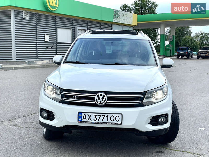 Позашляховик / Кросовер Volkswagen Tiguan 2014 в Харкові