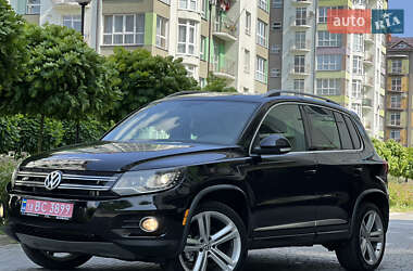 Внедорожник / Кроссовер Volkswagen Tiguan 2014 в 