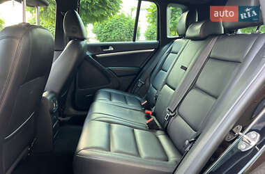 Внедорожник / Кроссовер Volkswagen Tiguan 2014 в 