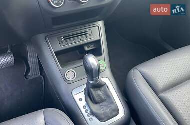 Внедорожник / Кроссовер Volkswagen Tiguan 2016 в 