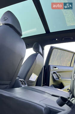 Внедорожник / Кроссовер Volkswagen Tiguan 2020 в 