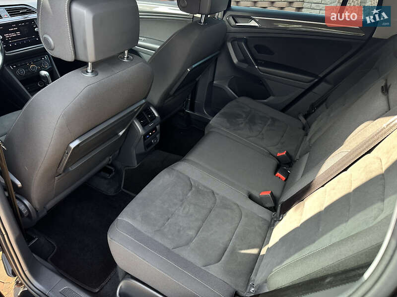 Внедорожник / Кроссовер Volkswagen Tiguan 2017 в Бородянке