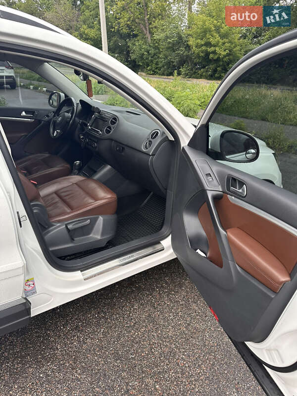 Volkswagen Tiguan 2011 Volkswagen Tiguan 2011