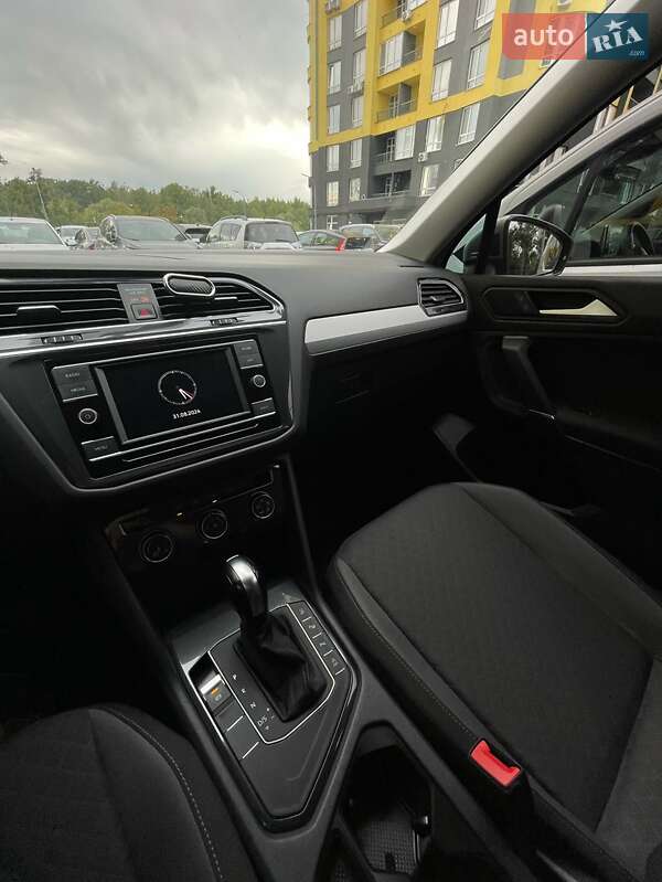 Внедорожник / Кроссовер Volkswagen Tiguan 2020 в Киеве фото 12 Внедорожник / Кроссовер Volkswagen Tiguan 2020 в Киеве