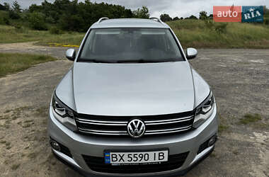 Позашляховик / Кросовер Volkswagen Tiguan 2014 в Хотині