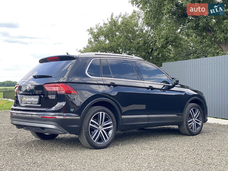 Внедорожник / Кроссовер Volkswagen Tiguan 2016 в Луцке